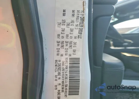 2014 Jeep Grand Cherokee Laredo z USA, uszkodzony, nr VIN 1C4RJFAG2EC140642